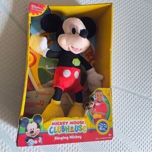 👉, Disney Mickey Mouse Clubhouse Singing Mickey Plush New In Box Talking Toy